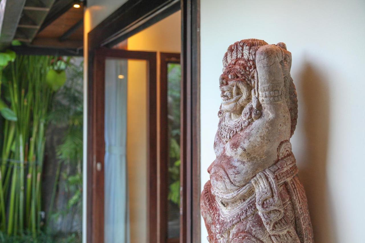 Asrina Villa'S Seminyak Exterior foto